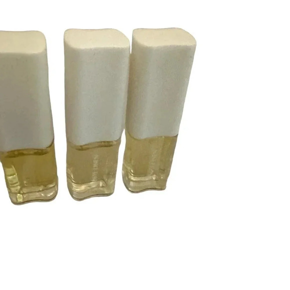 Estee Lauder White Linen Perfume Scent Five Mini Bottles Size .18 Fluid Ounces - Picture 4 of 8